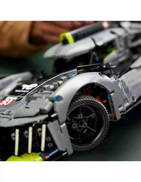 LEGO 42156 Technic PEUGEOT 9X8 24H Le Mans Hybrid Hypercar